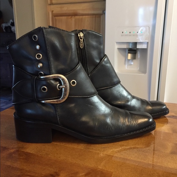 Harley-Davidson Shoes - 🦋 Harley Davidson Ladies Boots Sz 7